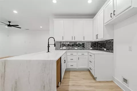 Kitchen - 20611 Alfonso Ct, Spring, TX 77388 photo 3 of 4