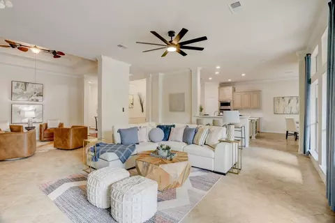 1819 Candle Light Ct, Sugar Land, TX 77498