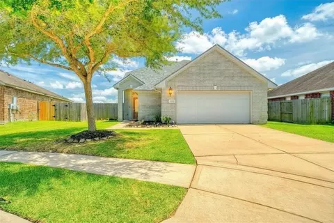 1187 Colt Creek Ct, Alvin, TX 77511