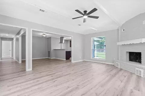 Living - 13400 Nicholson Rd, Conroe, TX 77303 photo 3 of 3