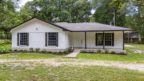 13400 Nicholson Rd, Conroe, TX 77303