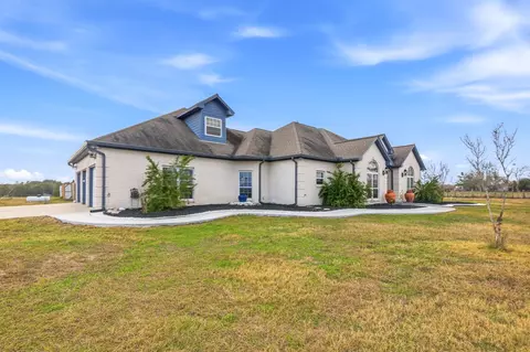 1739 Old Goliad Rd, Victoria, TX 77905