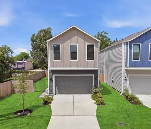 7208 Shadyvilla Ln, Houston, TX 77055