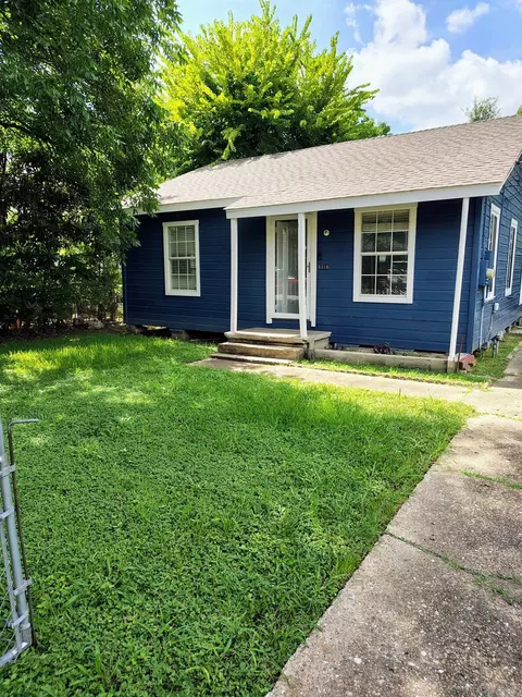 6316 Longview St, Houston, TX 77020