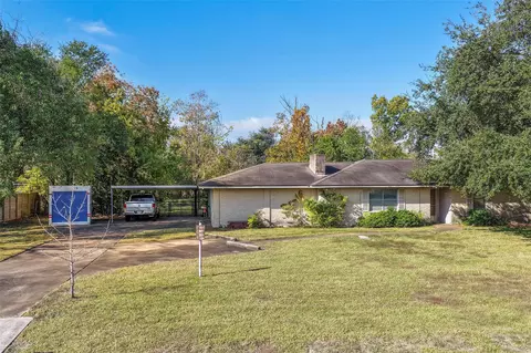 4413 Frontier Dr, Houston, TX 77041