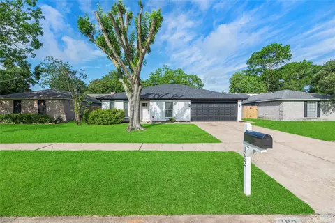 162 Buckeye Dr, Katy, TX 77450