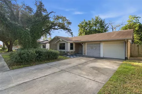 5915 Black Maple Ln, Houston, TX 77088