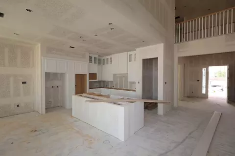 28033 Pebble Park Dr, Spring, TX 77386 photo 2