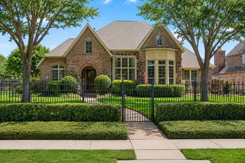 30 Waters Lake Blvd, Missouri City, TX 77459