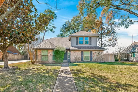 15411 Lago Villa Dr, Tomball, TX 77377
