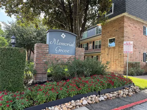 9011 Gaylord St #43, Hedwig Village, TX 77024