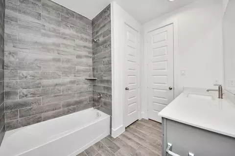 Bath - 3201 Skerne Spring Dr, Spring, TX 77373 photo 5 of 5