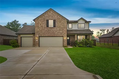 12341 N Chestnut Hills Dr, Conroe, TX 77303