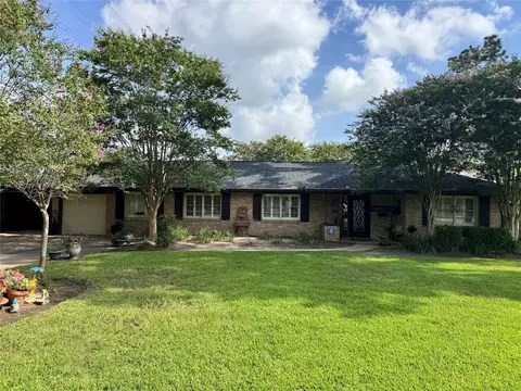 10942 Britoak Ln, Houston, TX 77079