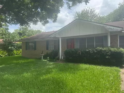 1209 W Jefferson St, Brenham, TX 77833