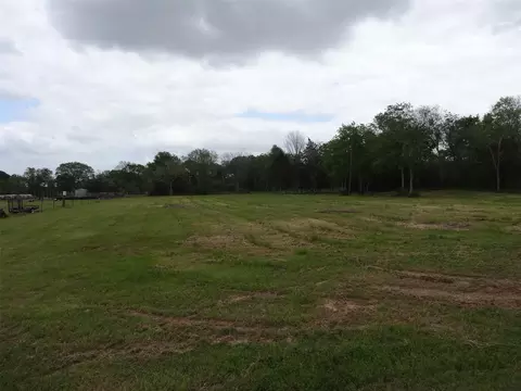 148 4th St, Hempstead, TX 77445 photo 4