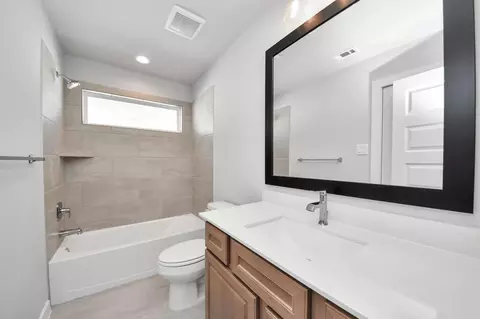 Bath - 3034 Native Spring Dr, Spring, TX 77373 photo 4 of 5
