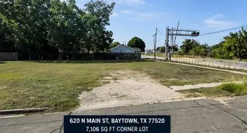 620 N Main St, Baytown, TX 77520