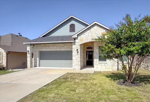 419 Gettysburg Loop, Elgin, TX 78621 photo 1