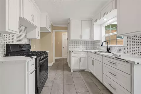 8526 Vennard Rd, Houston, TX 77034