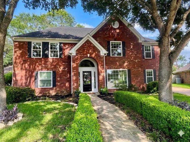 4423 Knightsbridge Blvd, Sugar Land, TX 77479