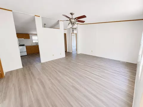 Living - 120 Acorn, Livingston, TX 77351 photo 3 of 3