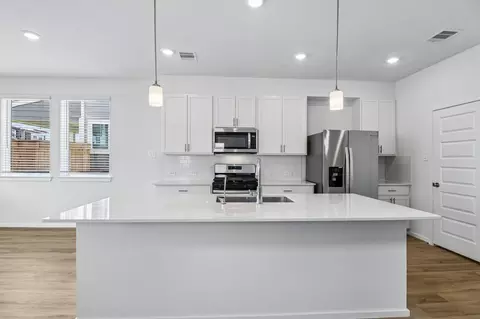 2169 Boardwalk Ln, Kemah, TX 77565