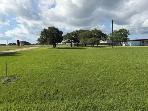 342 Starling, Palacios, TX 77465