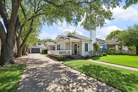 824 W Melwood St, Houston, TX 77009