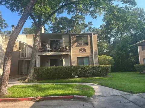 3500 Tangle Brush Dr #104, The Woodlands, TX 77381