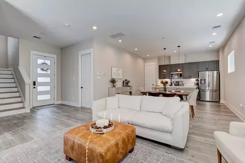 1181 W Tidwell Rd #A, Houston, TX 77091