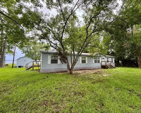 653 Lakeside Loop, Trinity, TX 75862 photo 1