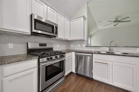 Kitchen - 4827 Marigold Breeze Dr, Spring, TX 77386 photo 2 of 2
