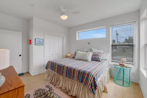 Bedroom - 546 W Cattle Dr, Onalaska, TX 77360 photo 5 of 6