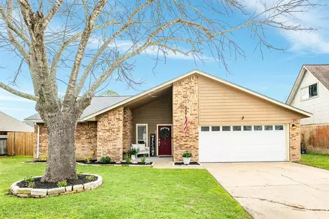 7 Lazybrook St, Angleton, TX 77515 photo 1
