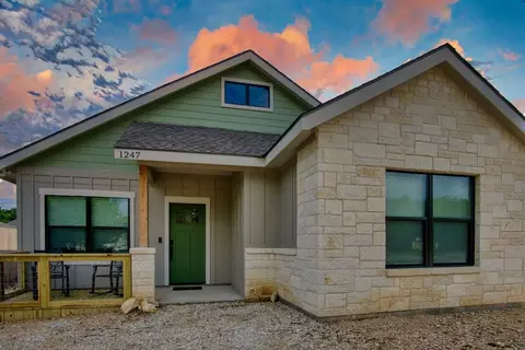 1247 Green Hill Dr, Canyon Lake, TX 78133