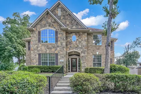 2425 W Bramlet Dr, Conroe, TX 77304