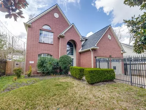 2811 Princeton St, Houston, TX 77009