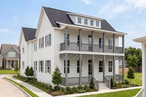 2739 Lake Kolbe Ln, Houston, TX 77080