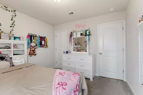 Bedroom - 15523 Taylorcrest Dr, Conroe, TX 77306 photo 6 of 6