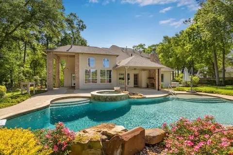 5016 Rimrock Pass Dr, Montgomery, TX 77316
