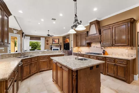 Kitchen - 7810 Sunset Falls Ct, Spring, TX 77379 photo 3 of 3