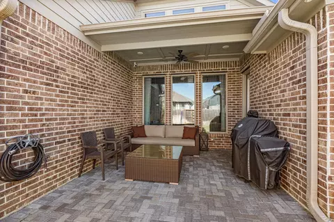 Exterior - 7110 Pondhawk Dr, Katy, TX 77493 photo 1 of 7