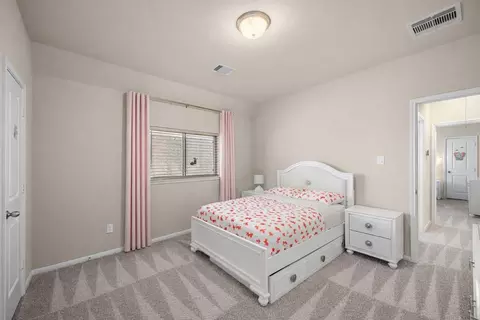 Bedroom - 7110 Pondhawk Dr, Katy, TX 77493 photo 5 of 5