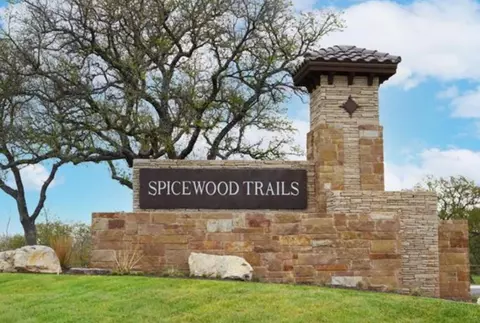 208 Spicewood Trail Dr, Spicewood, TX 78669