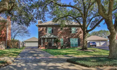 6822 Hertford Park Dr, Houston, TX 77084