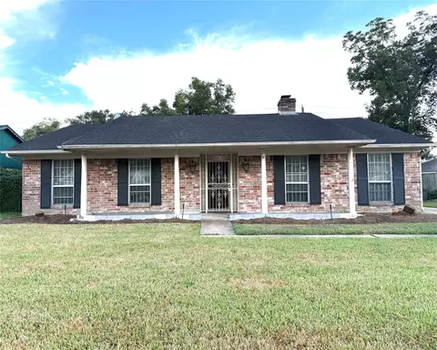 12615 Shannon Hills Dr, Houston, TX 77099
