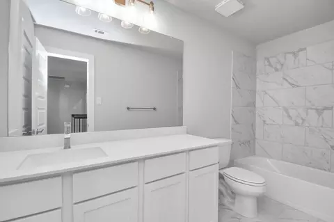 Bath - 3019 Knotty Forest Dr, Spring, TX 77373 photo 5 of 5