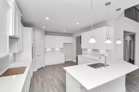 Kitchen - 3019 Knotty Forest Dr, Spring, TX 77373 photo 4 of 5