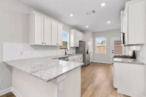 Kitchen - 1130 Campside Dr, Beasley, TX 77417 photo 1 of 1